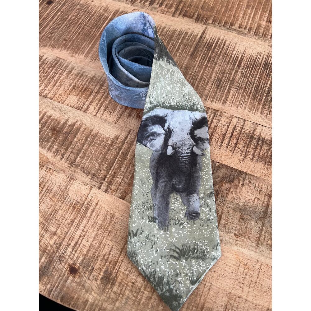 Endangered Species Elephant Tie‎ 100% Silk Wildlife Novelty Necktie